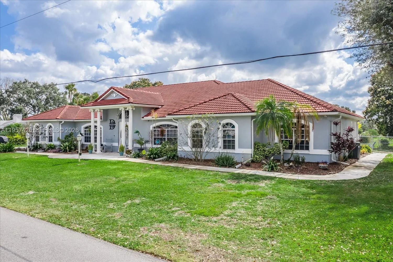 349 NE Anderson St, Lake Placid, FL 33852