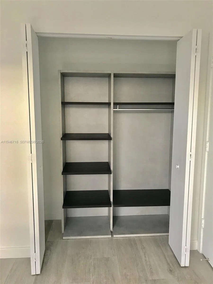55 SW 9th St # 2807, Miami, FL 33130 photo 10