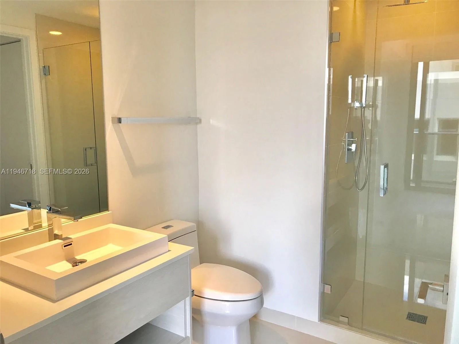 55 SW 9th St # 2807, Miami, FL 33130 photo 9