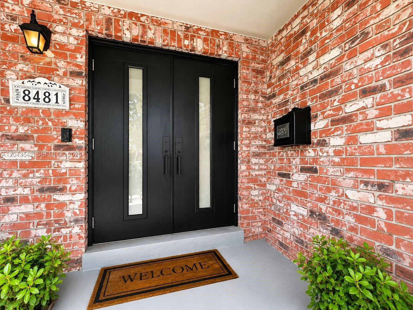 8481 SW 144th St, Palmetto Bay, FL 33158