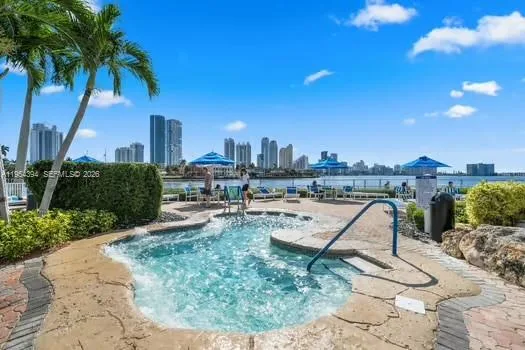 19195 NE 36th Ct # 2302, Aventura, FL 33180 photo 2