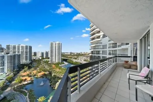 19195 NE 36th Ct # 2302, Aventura, FL 33180 photo 4
