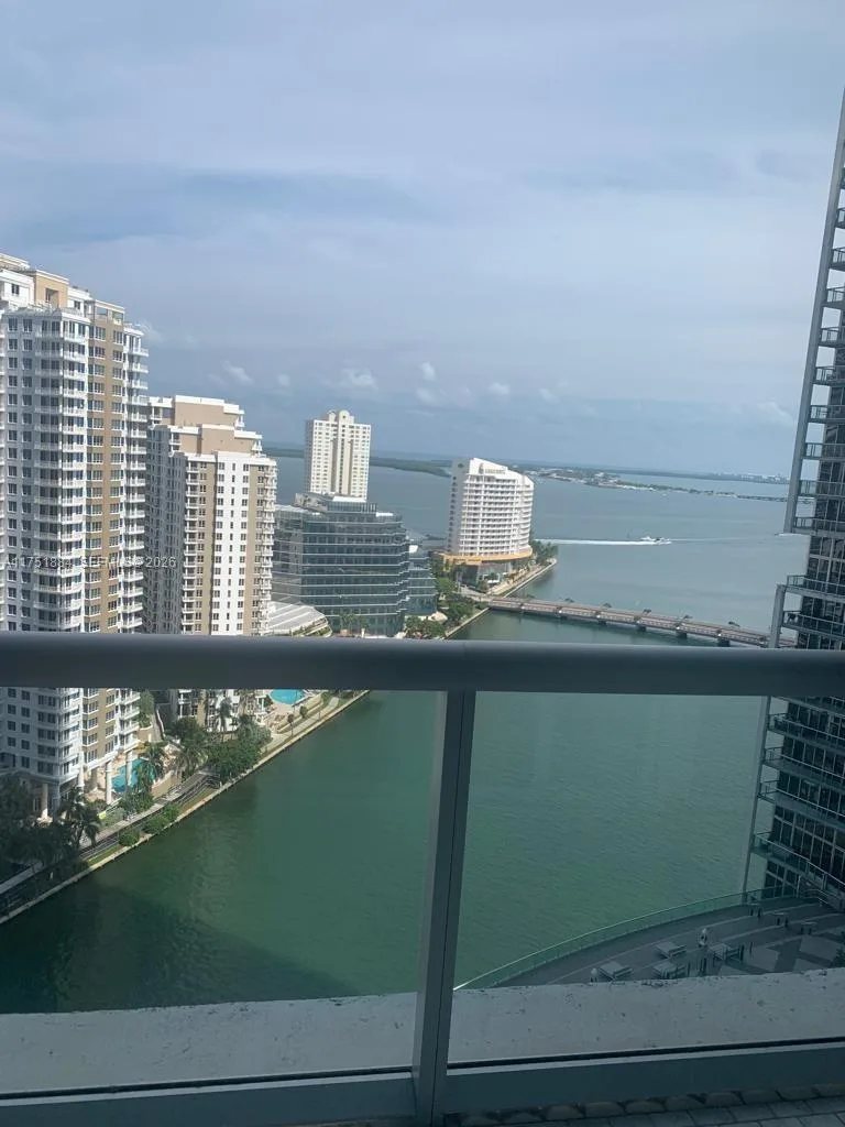 465 Brickell Ave # 2405, Miami, FL 33131 photo 10