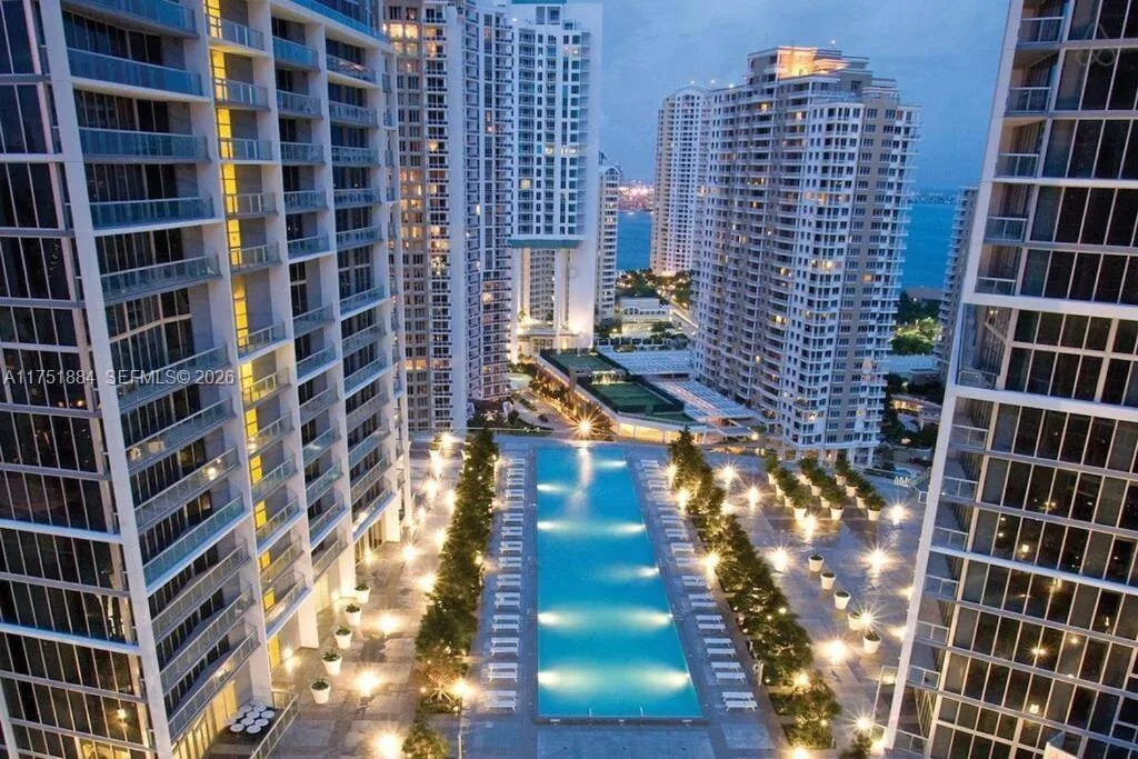 465 Brickell Ave # 2405, Miami, FL 33131 photo 4