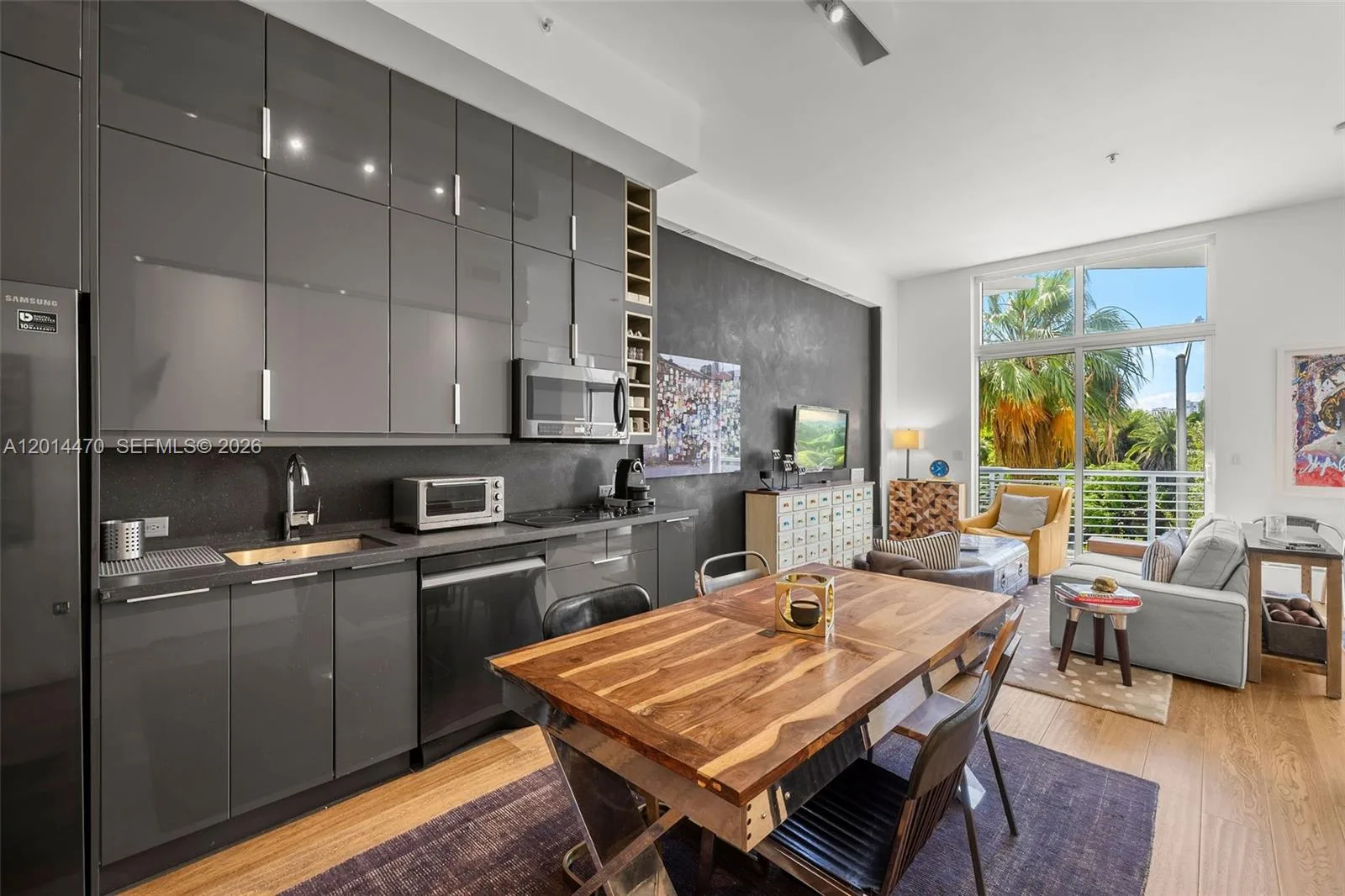 2001 Meridian Ave # 404, Miami Beach, FL 33139