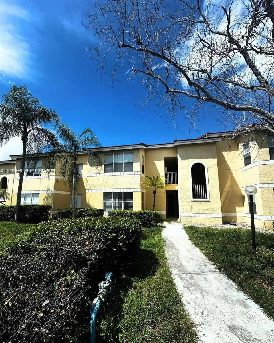 12760 Vista Isles Dr # 715, Sunrise, FL 33325 photo 2
