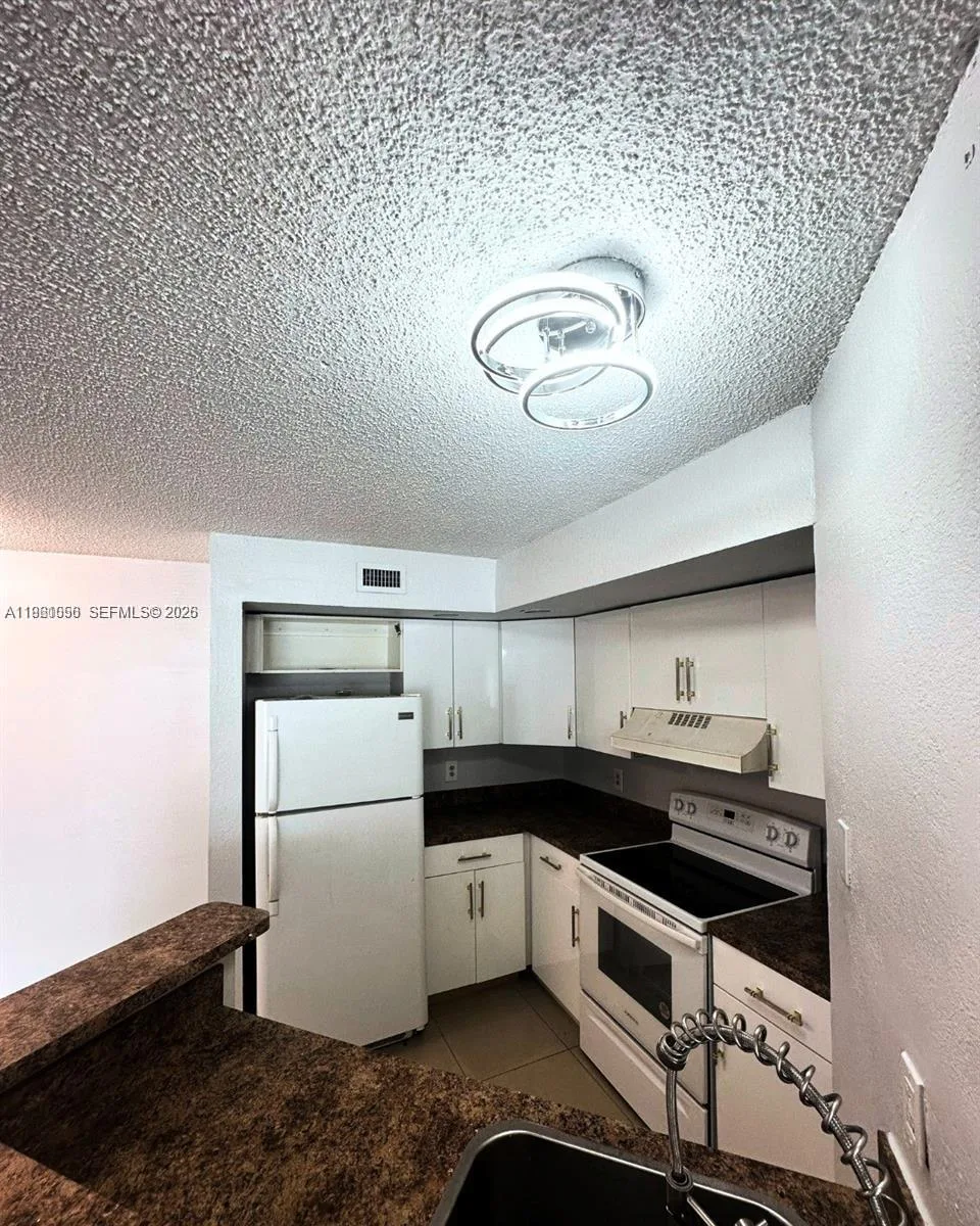 12760 Vista Isles Dr # 715, Sunrise, FL 33325 photo 4