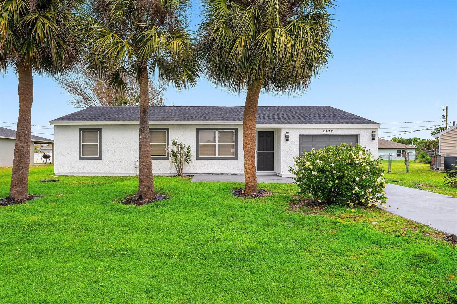2937 SE Ironton Avenue, Port St. Lucie, FL 34952 photo 2