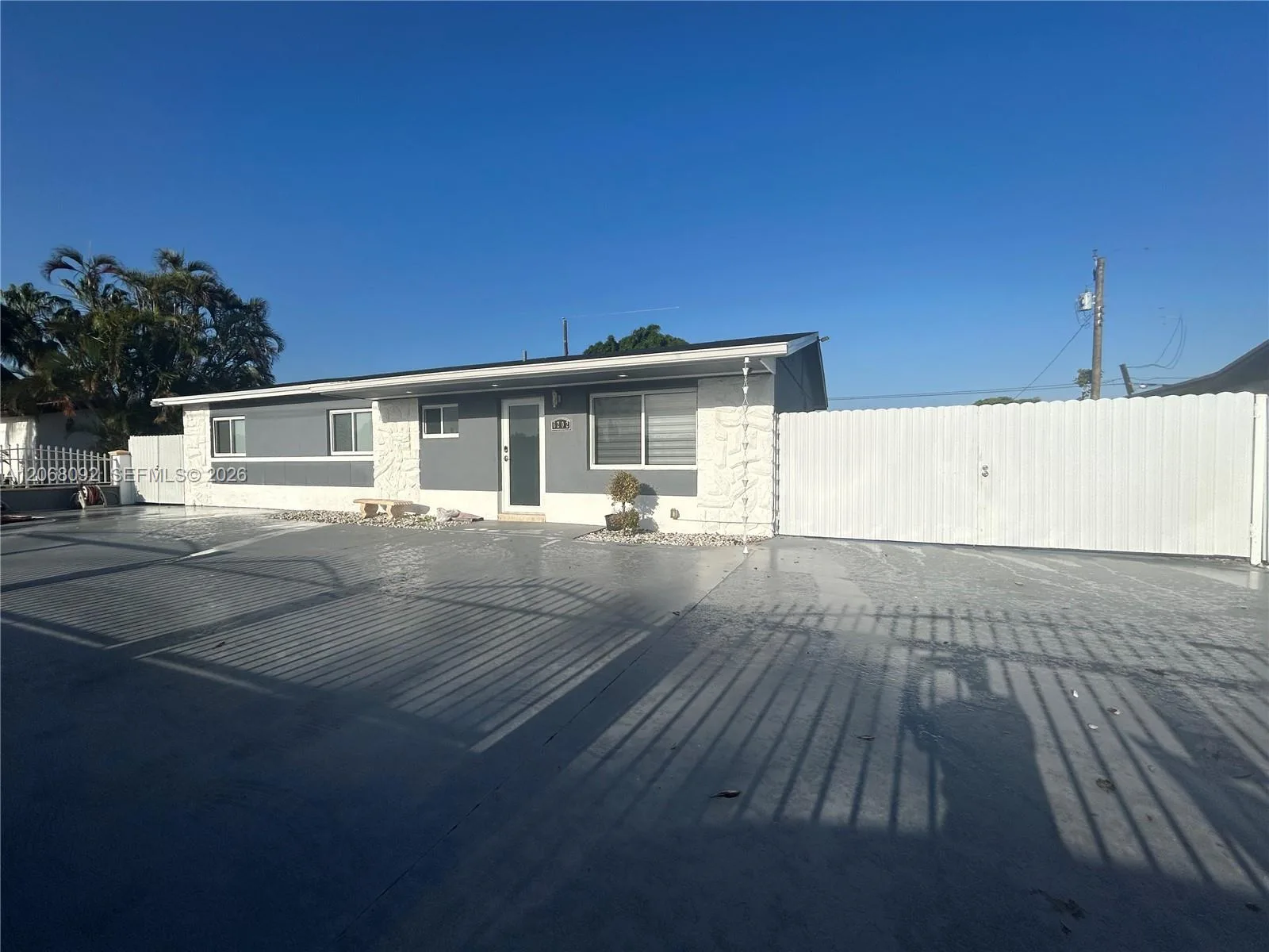 6202 SW 107th Ave, Miami, FL 33173 photo 4