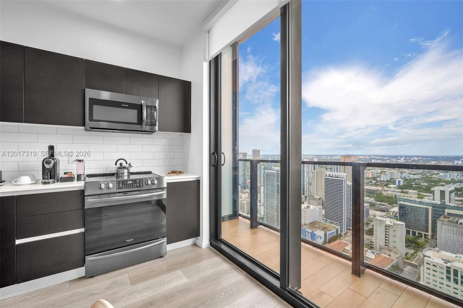 398 NE 5th St # 4701, Miami, FL 33132 photo 13