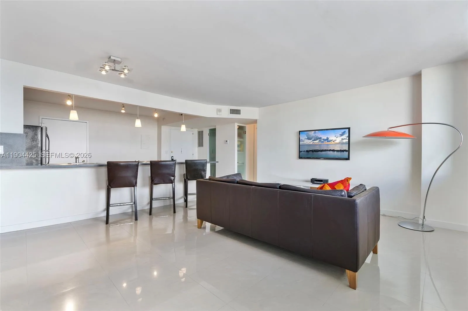 7135 Collins Ave # 733, Miami Beach, FL 33141 photo 12