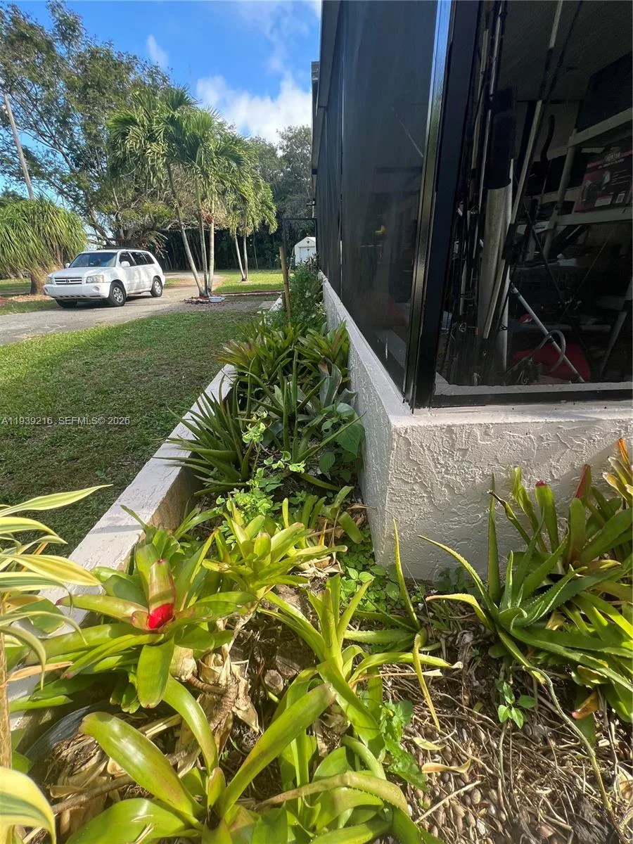 17540 SW 254th st, Homestead, FL 33031 photo 5