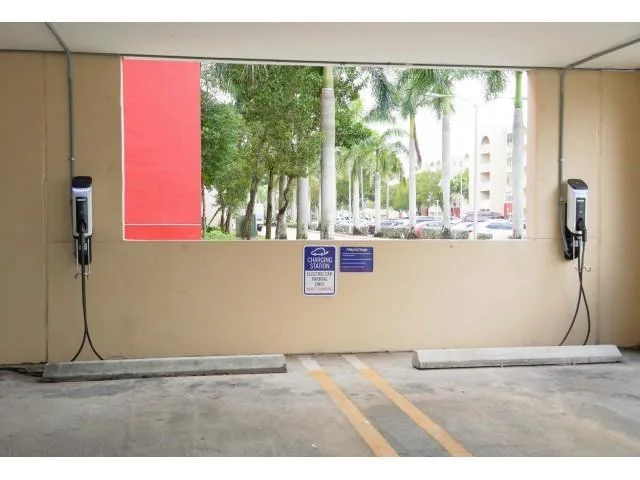 18335 NW 68 Avenue # 323A, Hialeah, FL 33015 photo 13