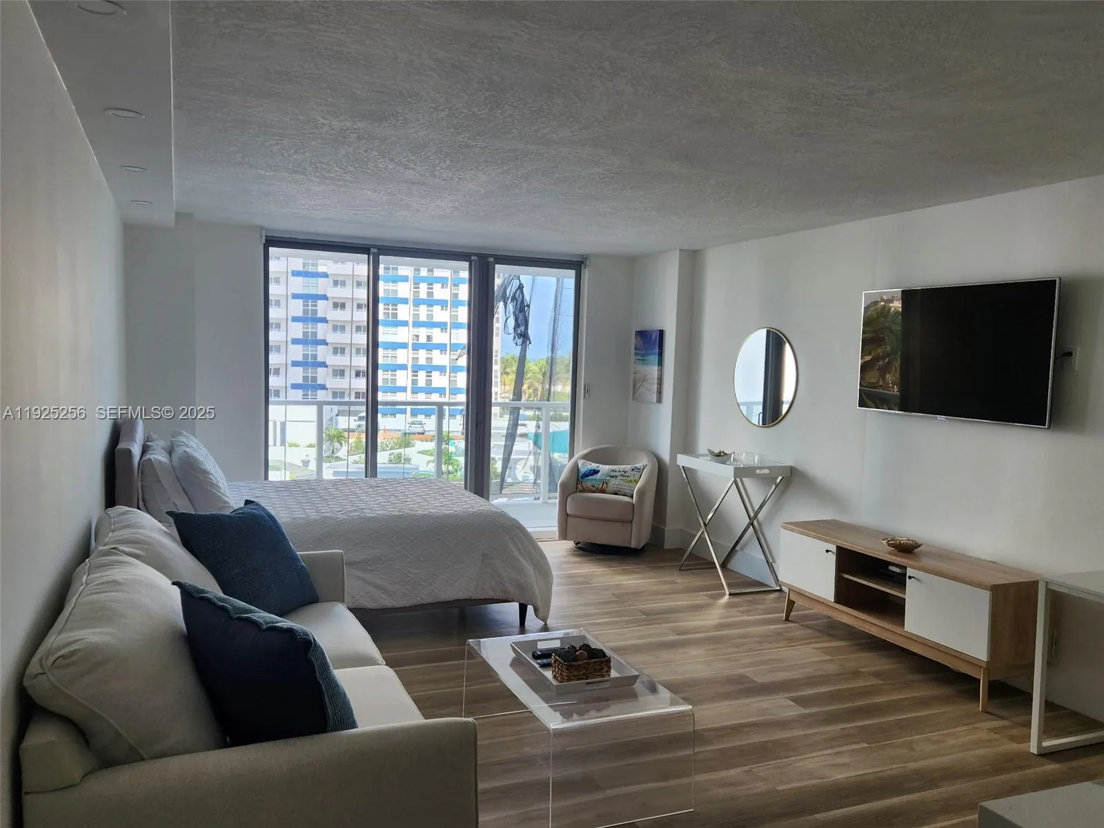 3180 S Ocean Dr # 307, Hallandale Beach, FL 33009