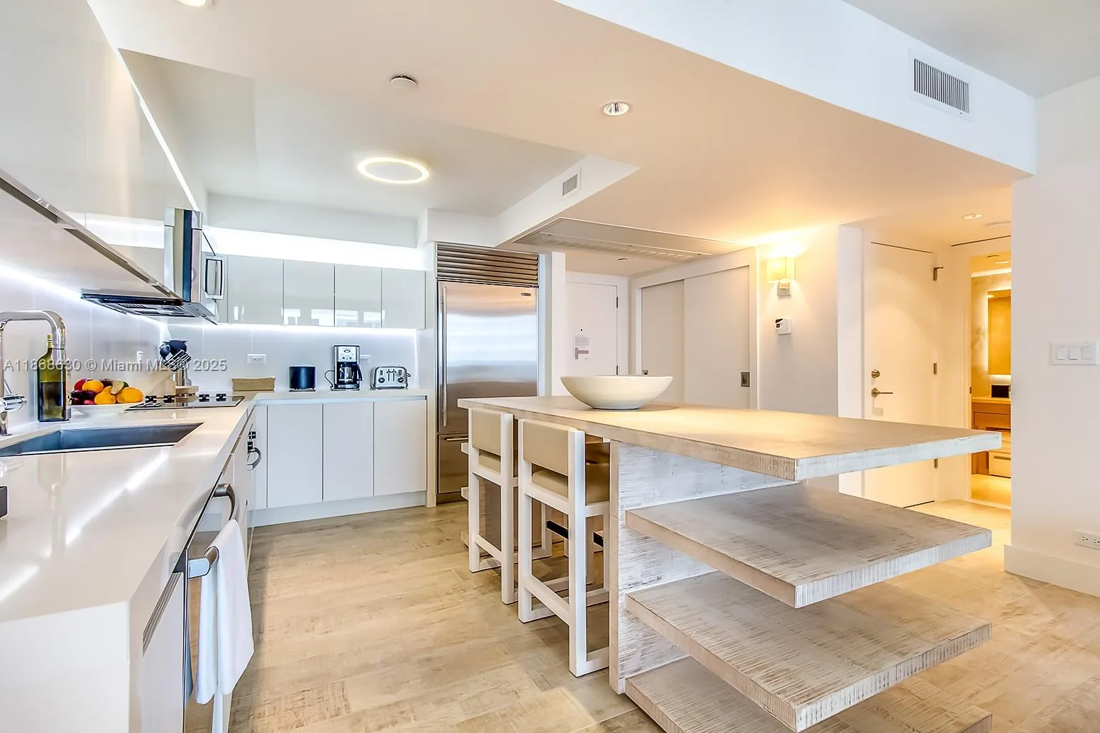 102 24th St # 1016, Miami Beach, FL 33139 photo 10