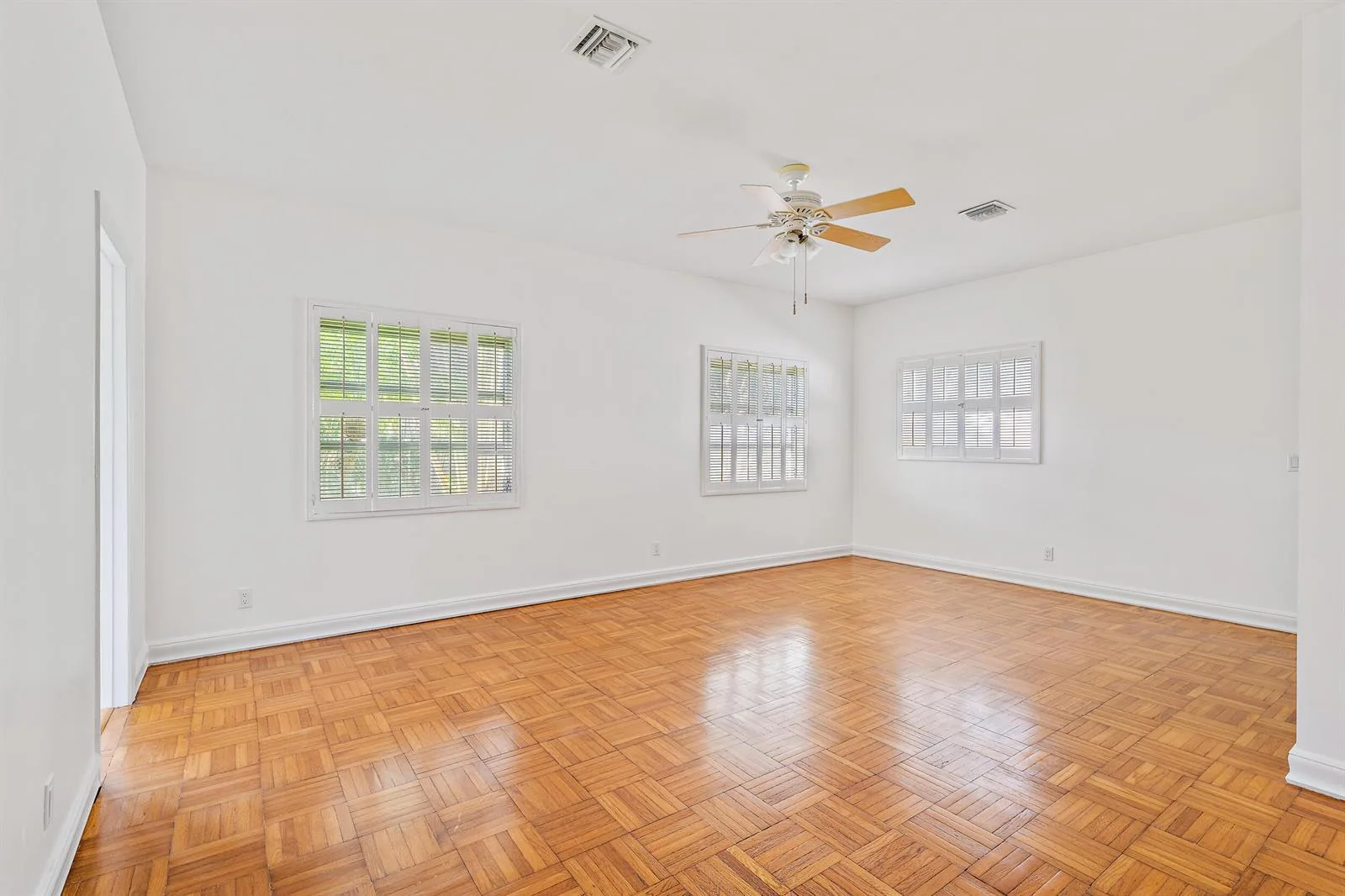 210 Russlyn Drive, West Palm Beach, FL 33405 photo 9