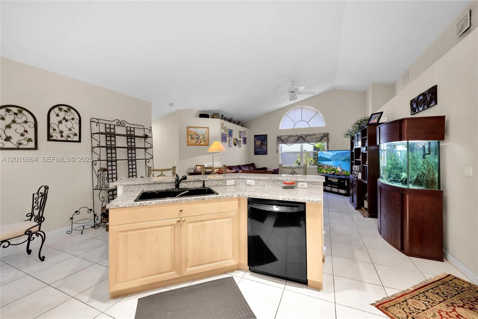 701 SW 93rd Ter, Pembroke Pines, FL 33025 photo 12