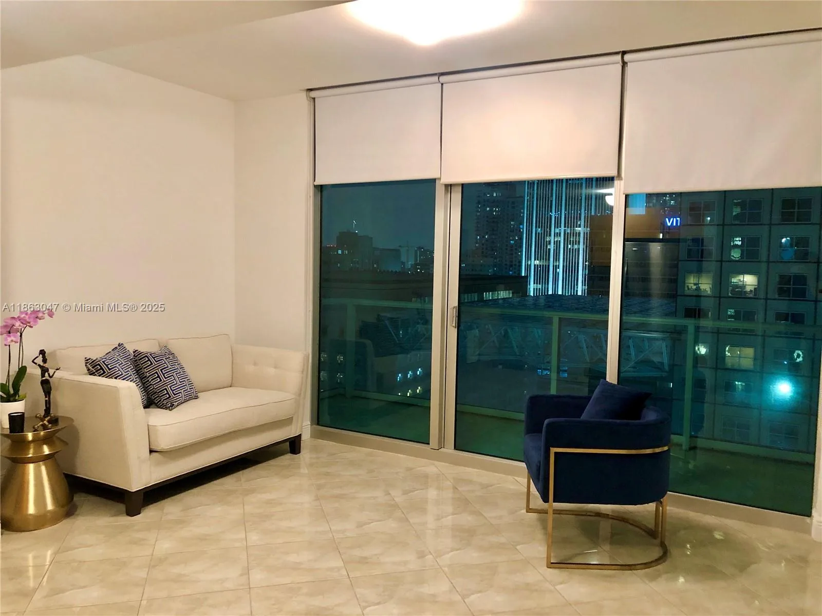 300 S Biscayne Blvd # T-1803, Miami, FL 33131 photo 13