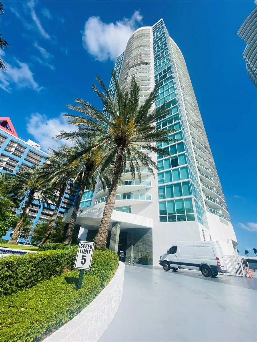 2101 Brickell Ave # 402, Miami, FL 33129