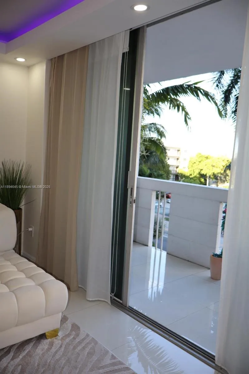 800 West Ave # 426, Miami Beach, FL 33139 photo 12