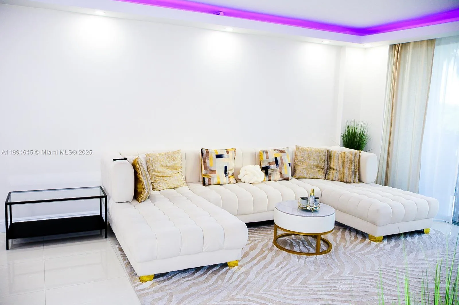 800 West Ave # 426, Miami Beach, FL 33139 photo 2