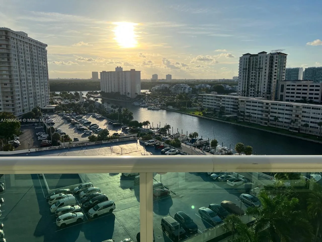 100 Bayview Dr # 1102, Sunny Isles Beach, FL 33160 photo 2