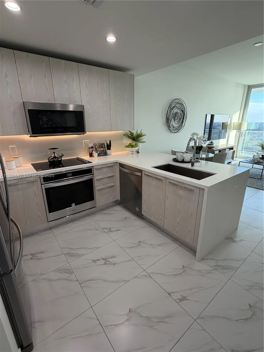 2000 Metropica Way # 2108, Sunrise, FL 33323 photo 3