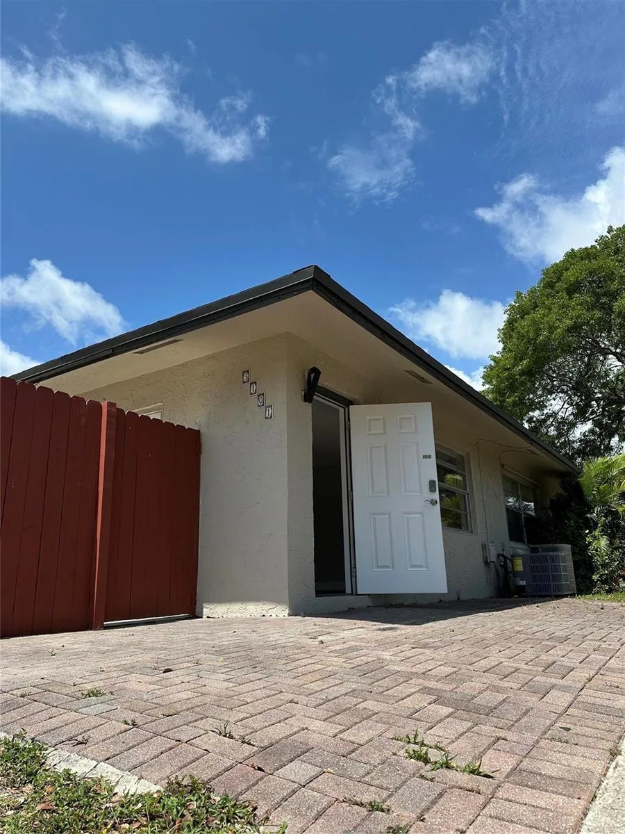 3101 NW 3RD Avenue # 1-126, Pompano Beach, FL 33064 photo 2