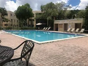 8065 SW 107th AV # 321, Miami, FL 33173 photo 4