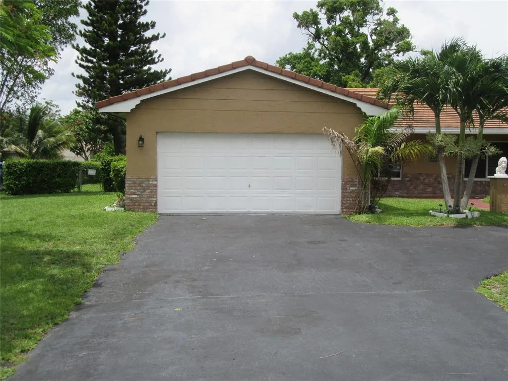 4100 NW 110th Avenue # A-SOUTH, Coral Springs, FL 33065