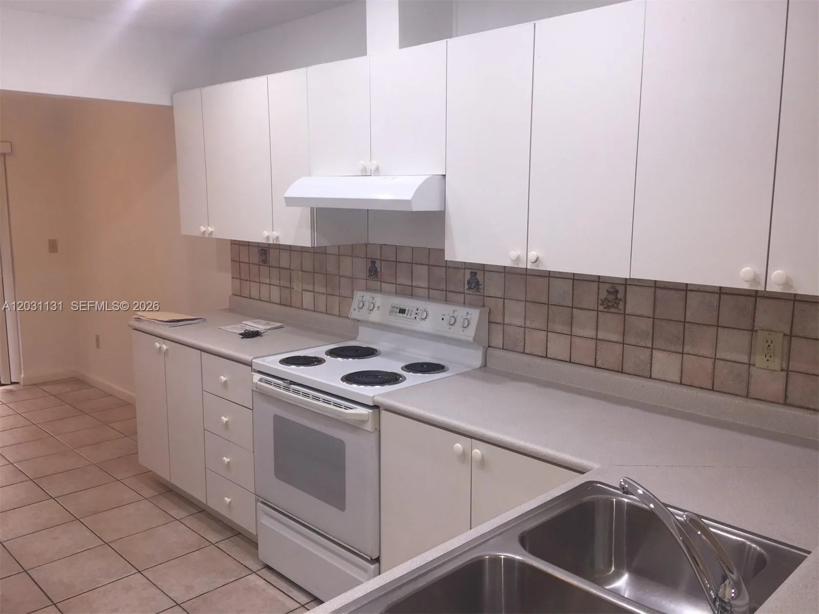 11449 SW 84 LN # 0, Miami, FL 33173 photo 2