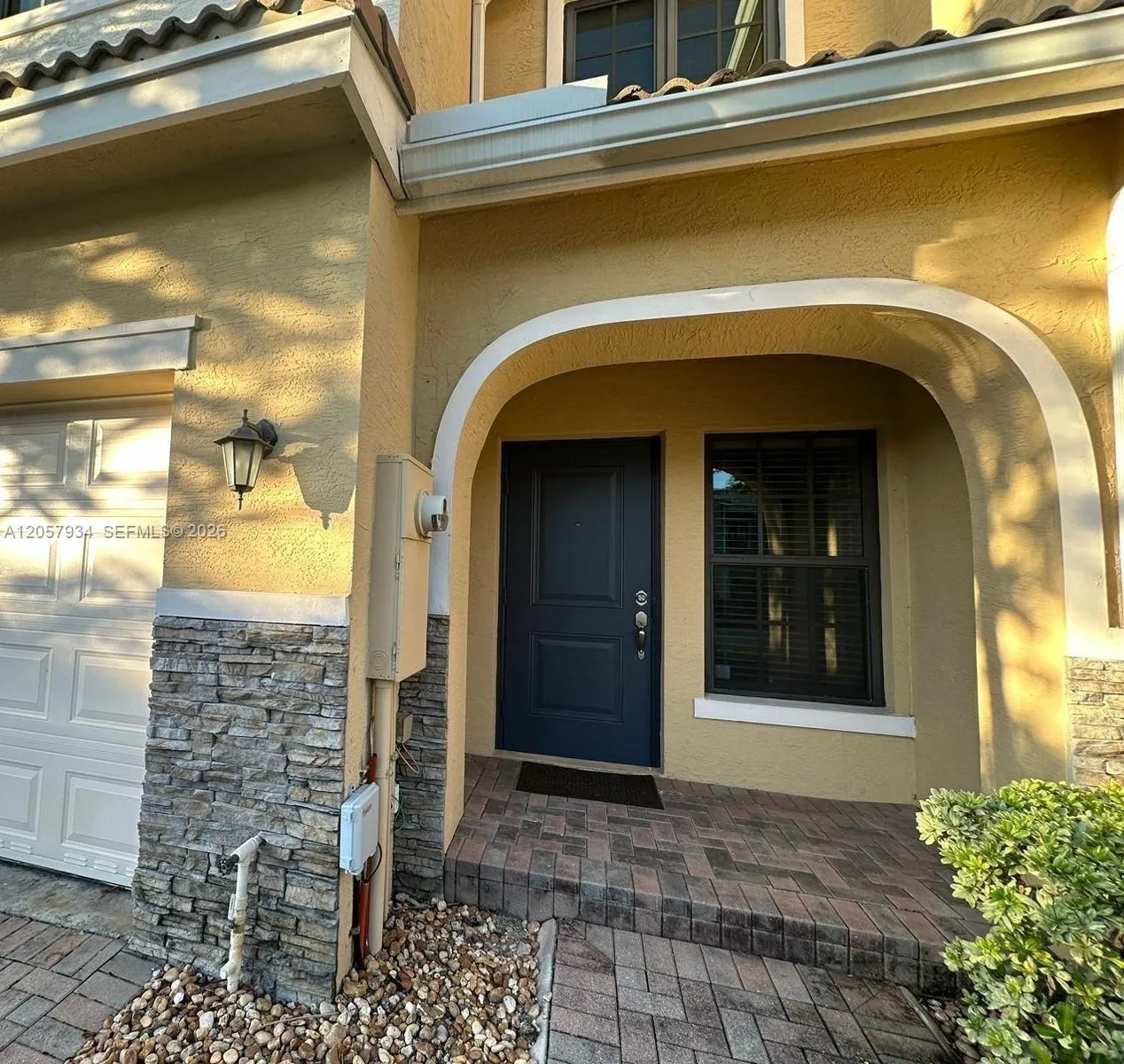 317 NE 194th Ln # 317, Miami, FL 33179 photo 2