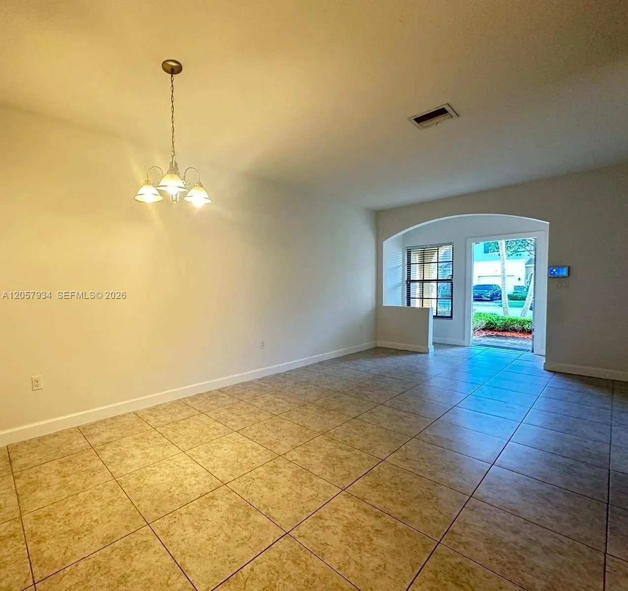 317 NE 194th Ln # 317, Miami, FL 33179 photo 7
