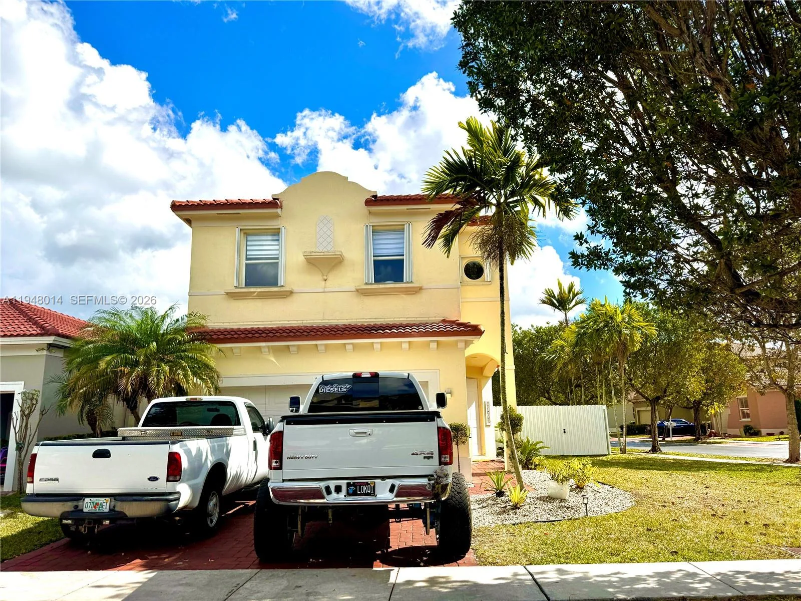 2101 NE 37th Ter, Homestead, FL 33033 photo 2