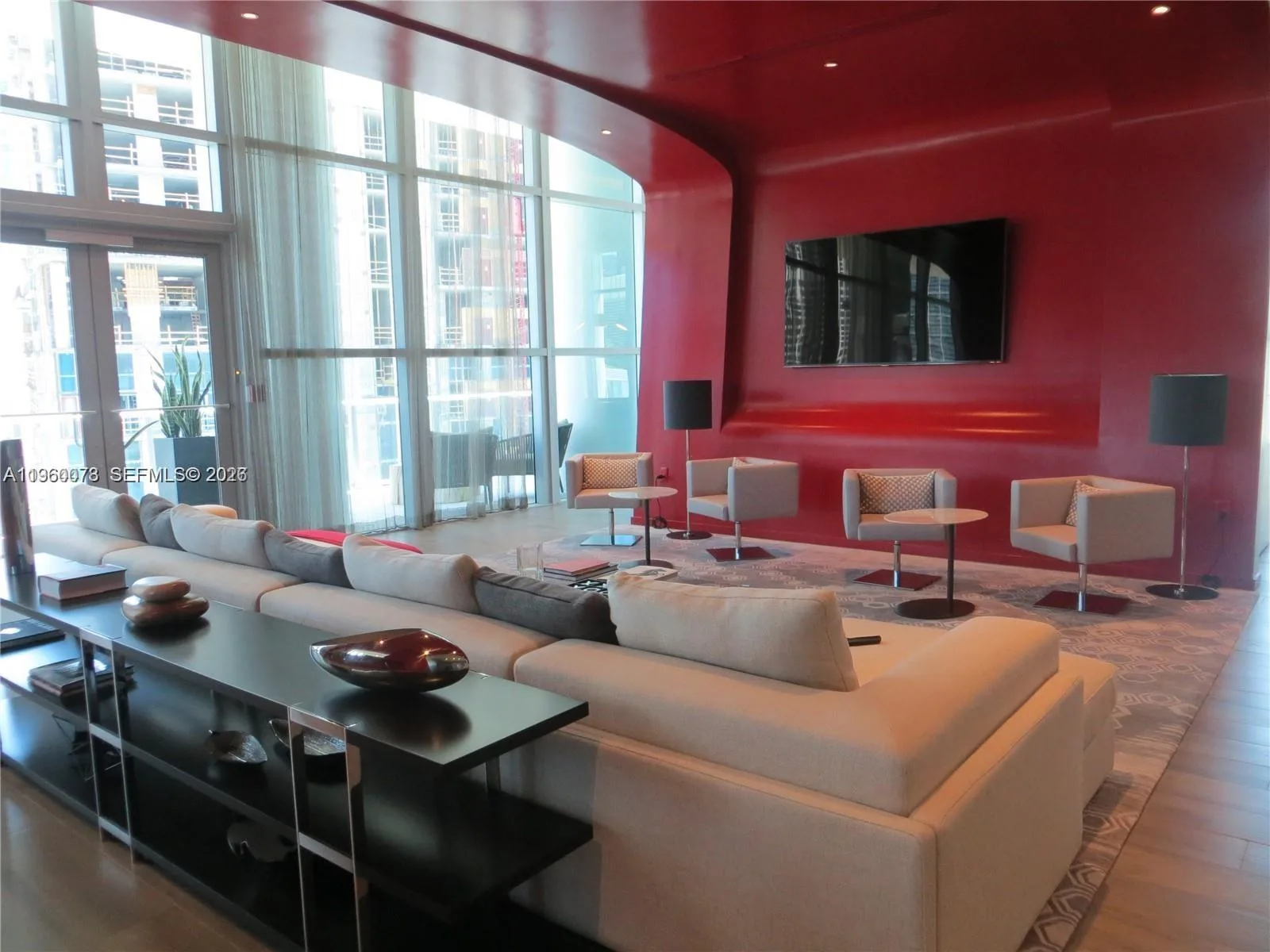 1100 S Miami Ave # 3504, Miami, FL 33130 photo 2