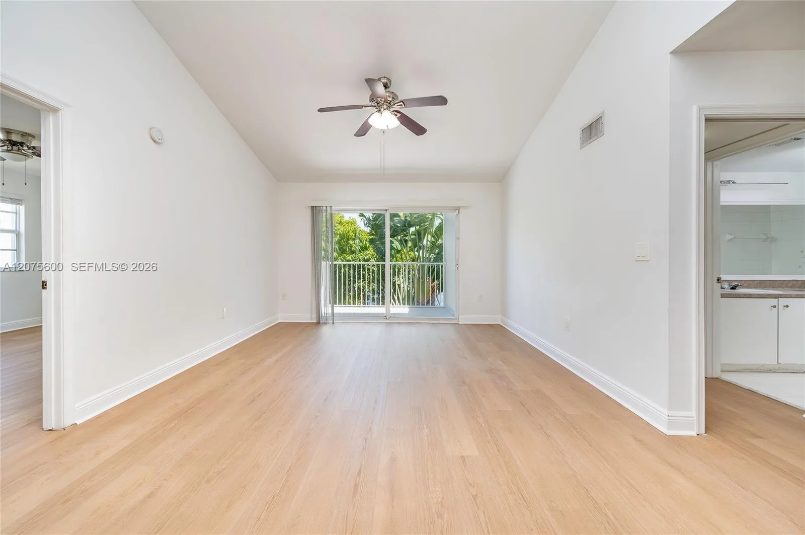 11145 SW 6th St # 302, Pembroke Pines, FL 33025 photo 4