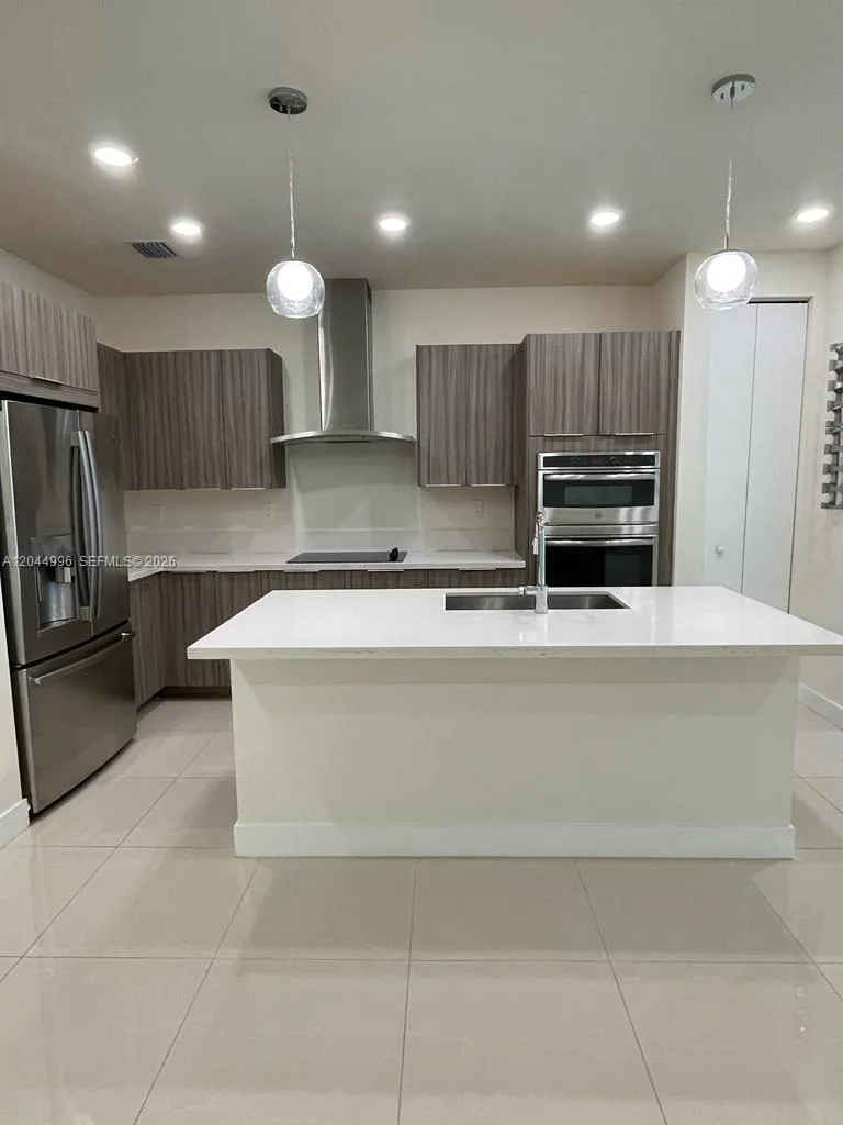 10317 NW 66th St # 10317, Doral, FL 33178 photo 4