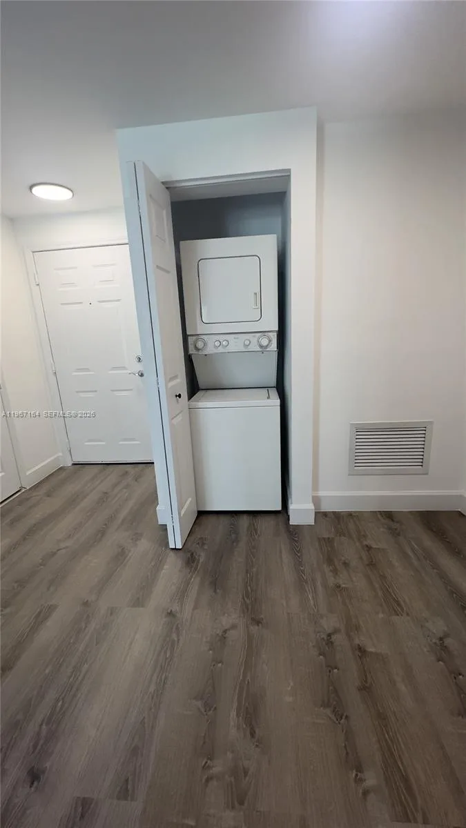 50 Menores Ave # 512, Coral Gables, FL 33134 photo 11