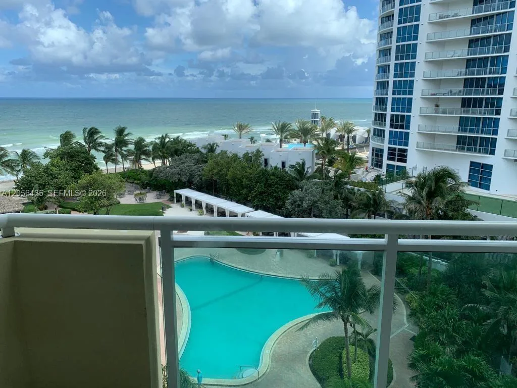 3001 S Ocean Dr # 721, Hollywood, FL 33019