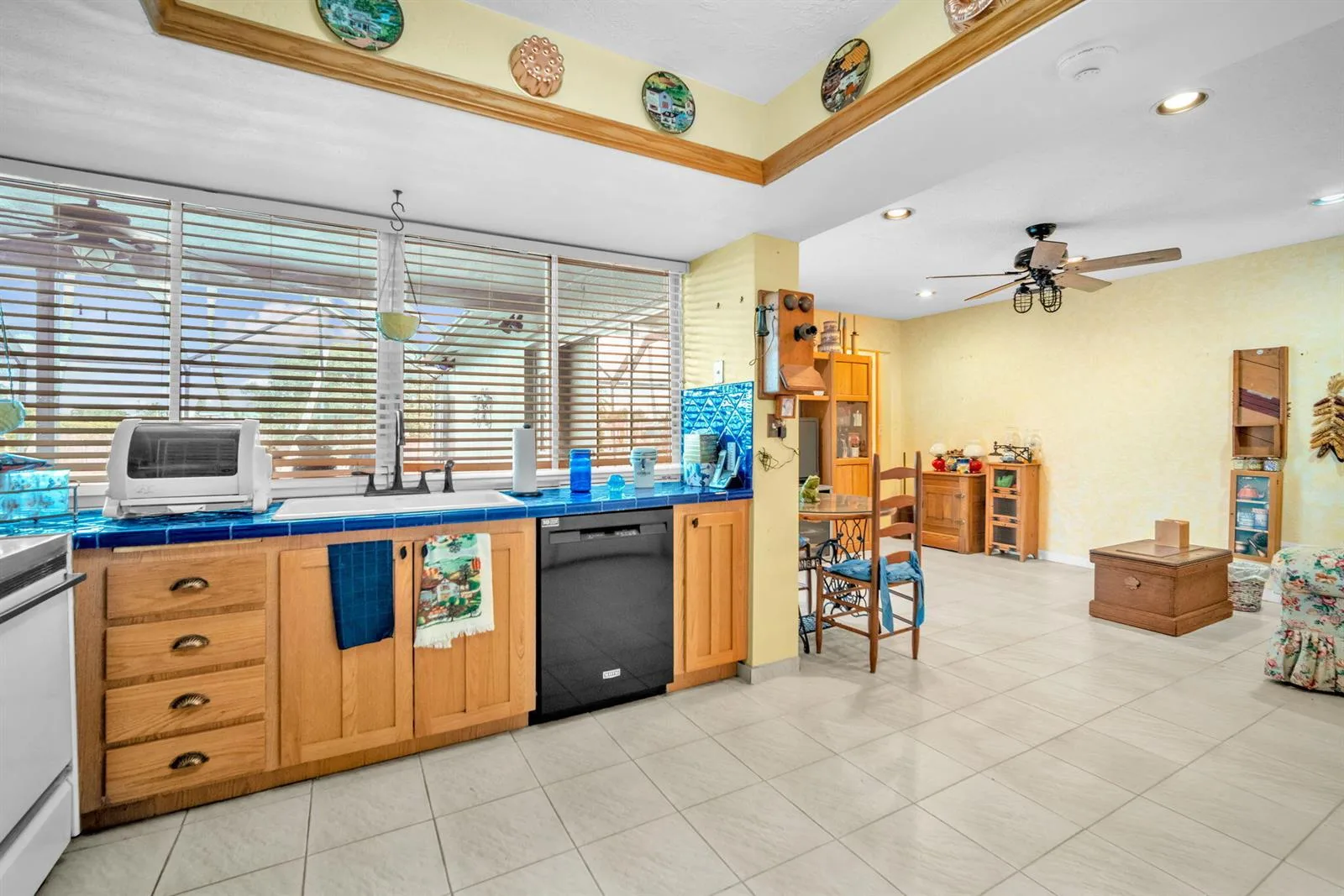 9371 NW 24th Court, Sunrise, FL 33322 photo 8