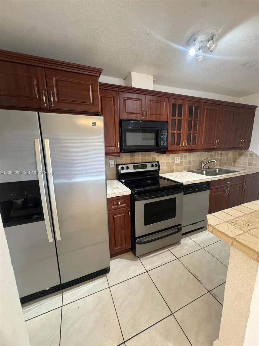 4610 NW 79th Ave # 2C, Doral, FL 33166