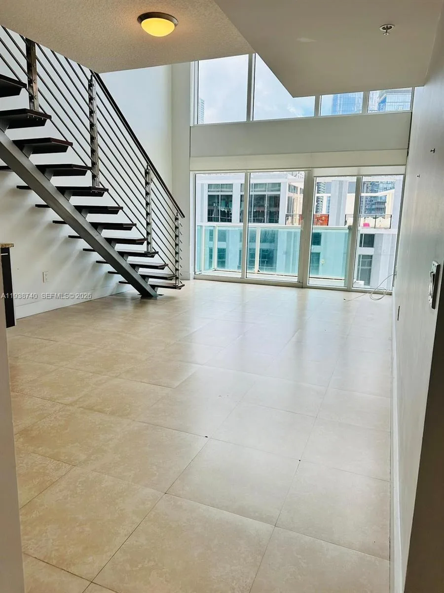 41 SE 5th St # 1512, Miami, FL 33131 photo 3