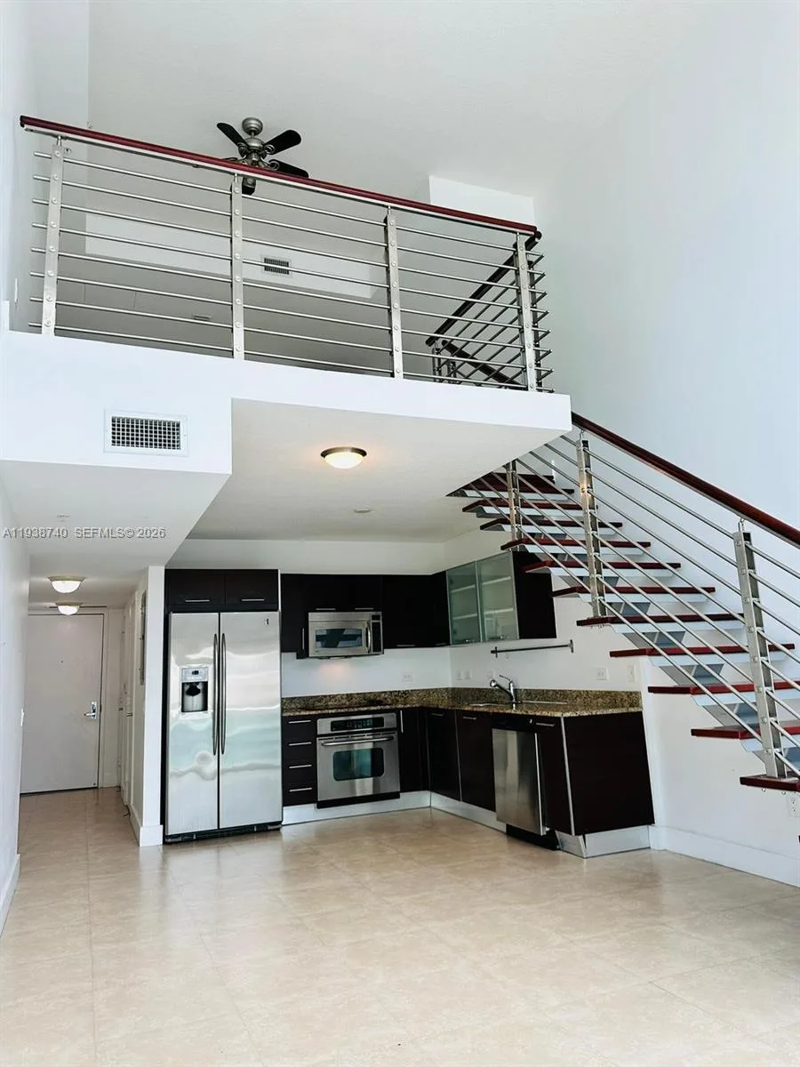 41 SE 5th St # 1512, Miami, FL 33131 photo 6