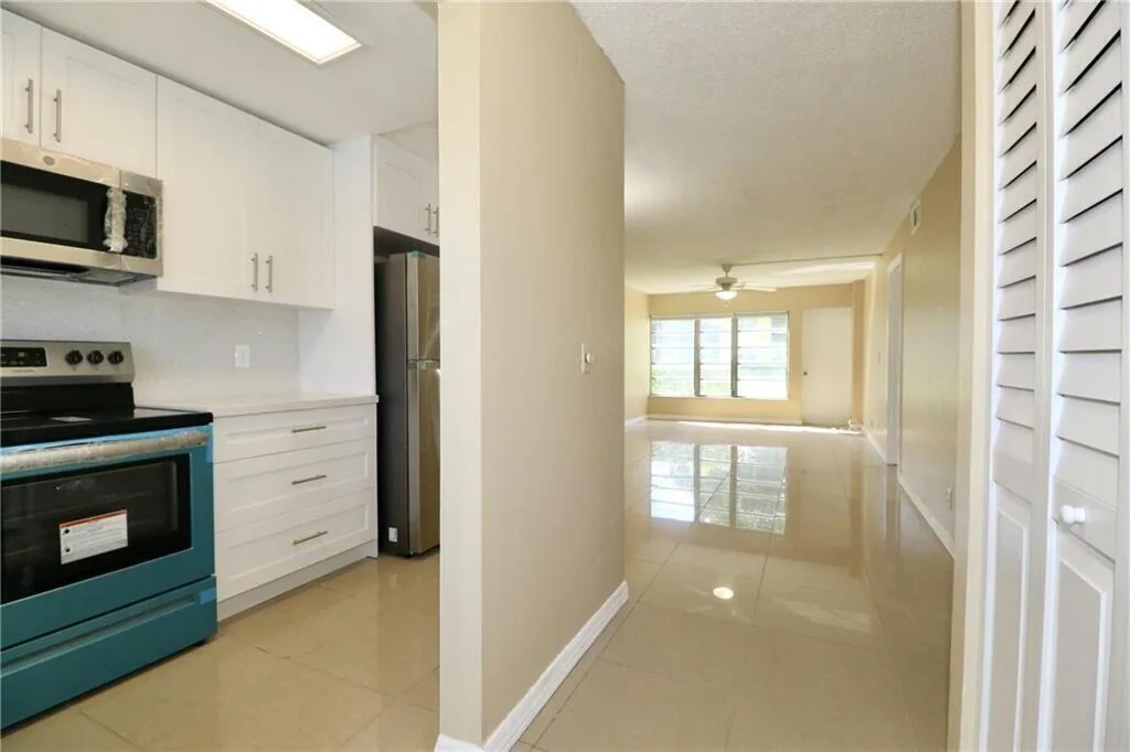 9915 Sandalfoot Boulevard # 408, Boca Raton, FL 33428 photo 5