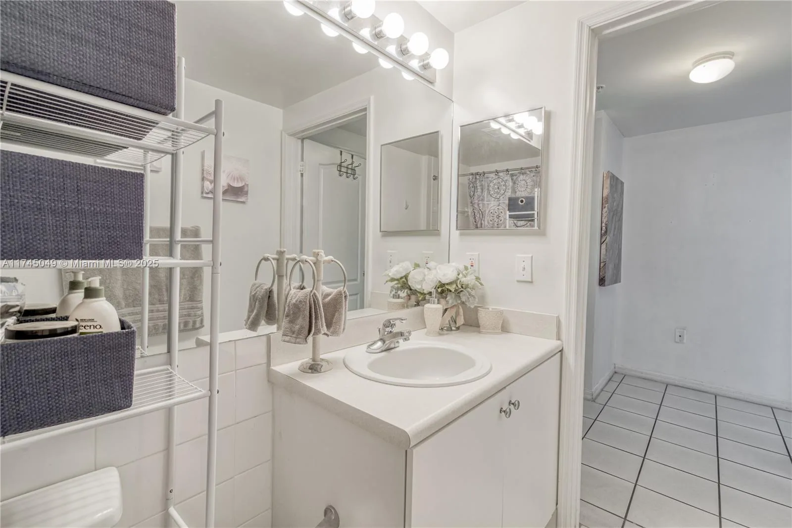5091 NW 7th St # 1001, Miami, FL 33126 photo 11
