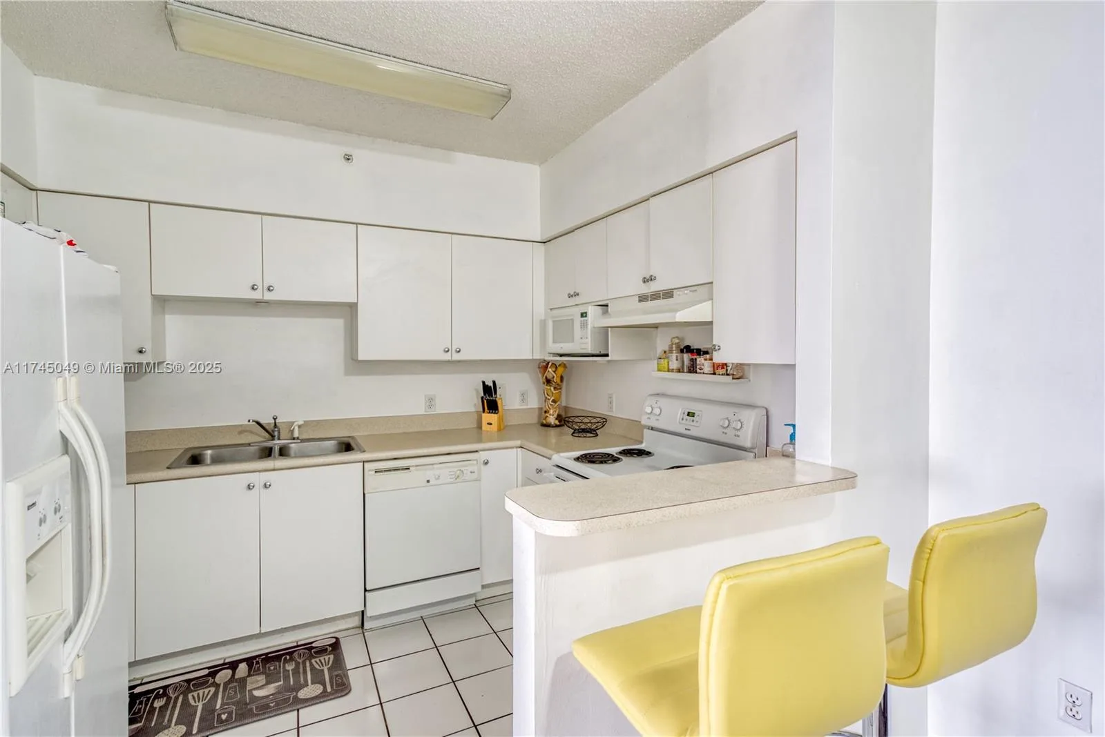 5091 NW 7th St # 1001, Miami, FL 33126 photo 7