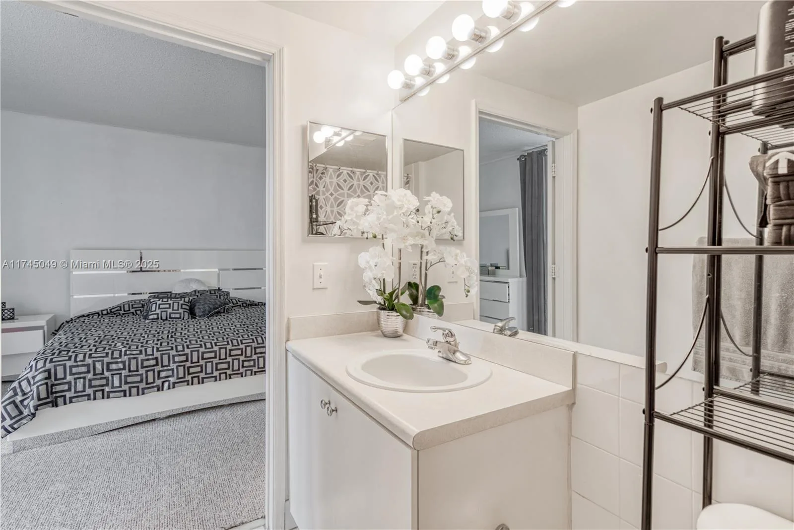 5091 NW 7th St # 1001, Miami, FL 33126 photo 9