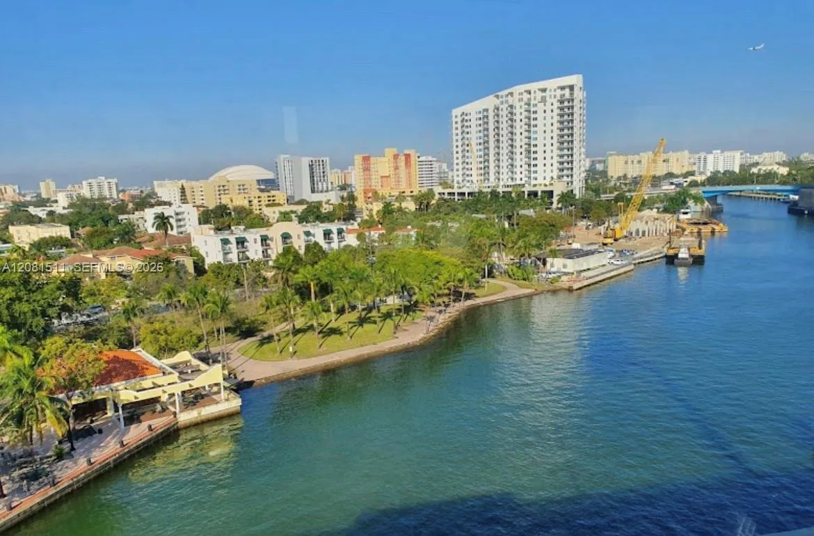 318 SW 4th Ave # 1, Miami, FL 33130
