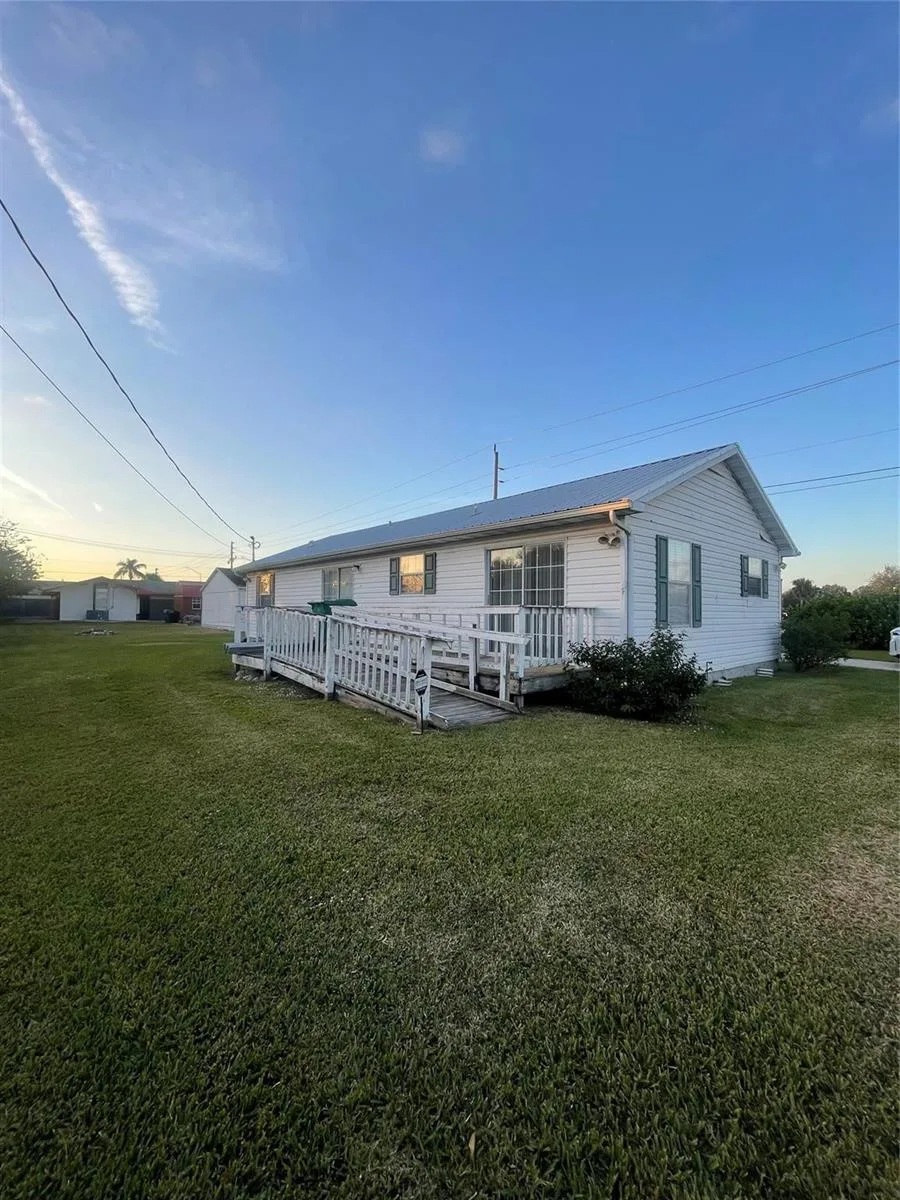 2130 State Road 70, Okeechobee, FL 34972 photo 3