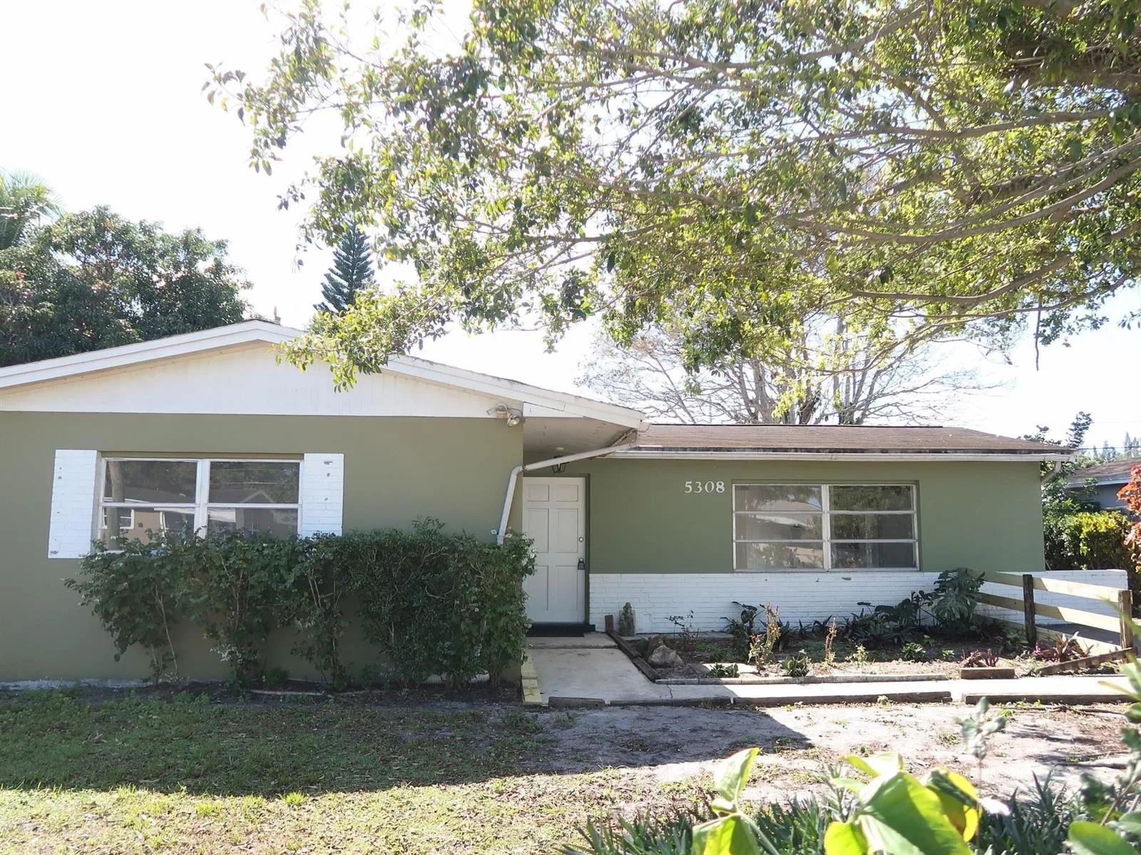 5308 Marcia Place, West Palm Beach, FL 33407